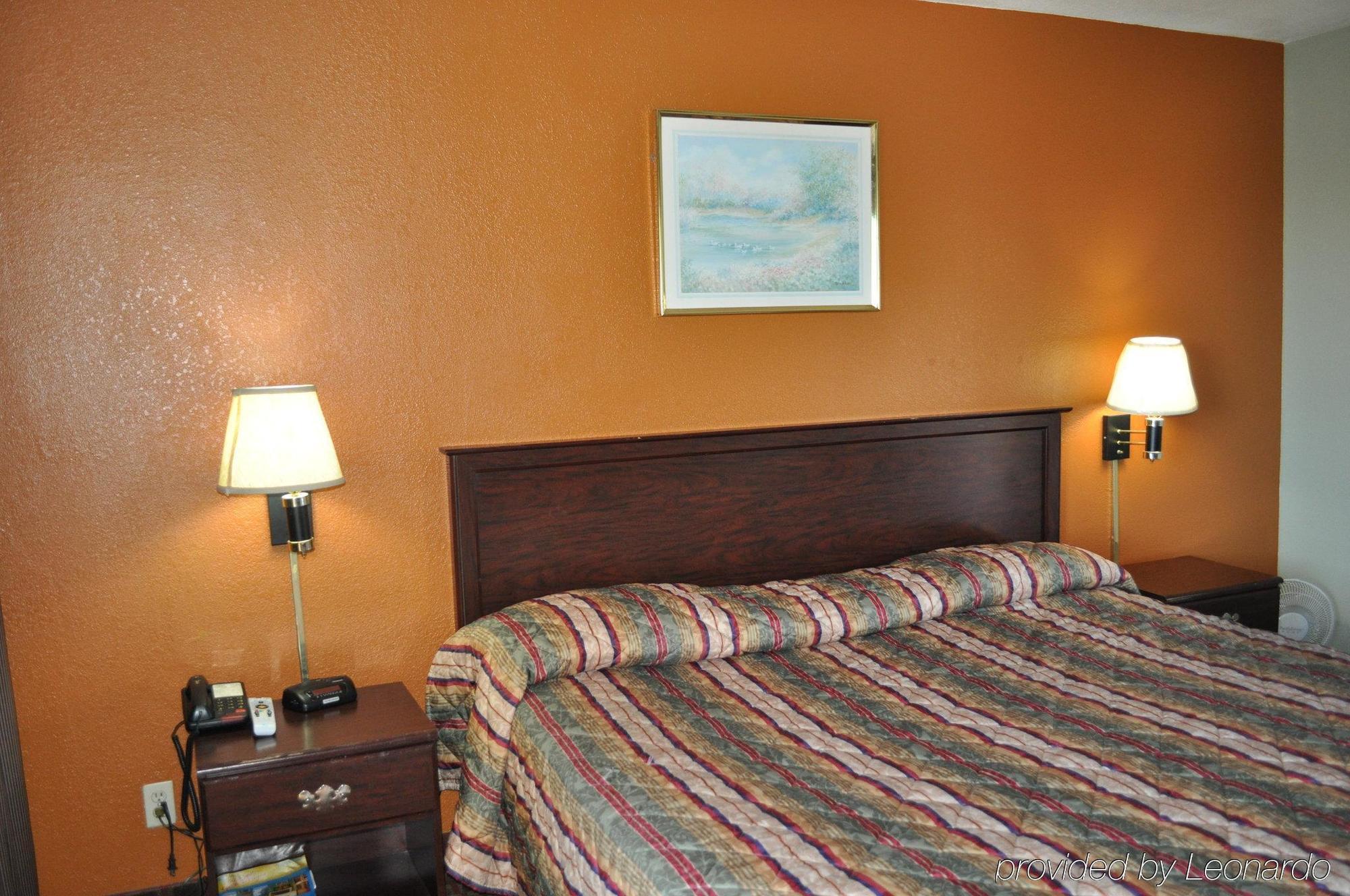 Ocean Gate Inn Santa Cruz Room photo